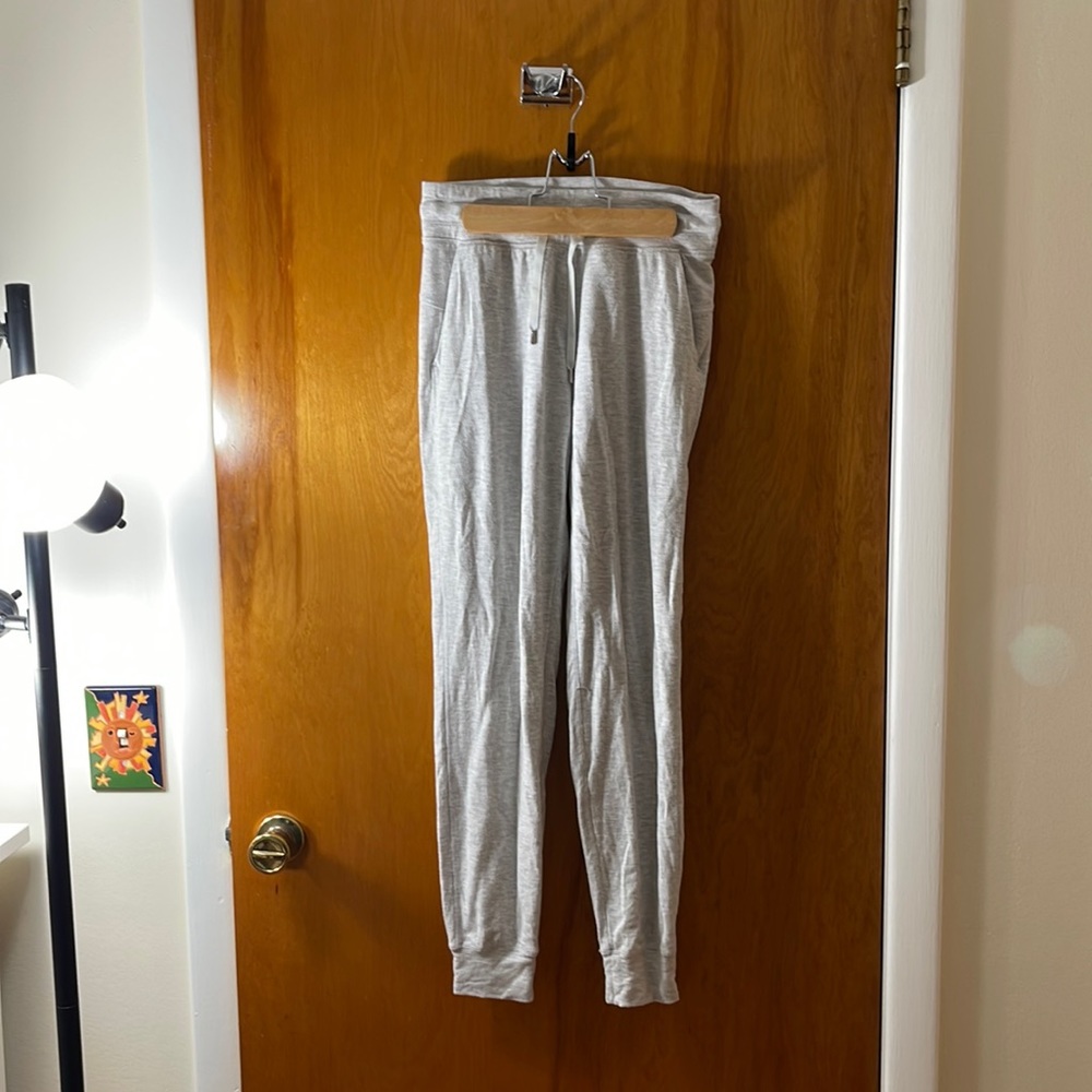 Lululemon- Ready to Rulu Jogger